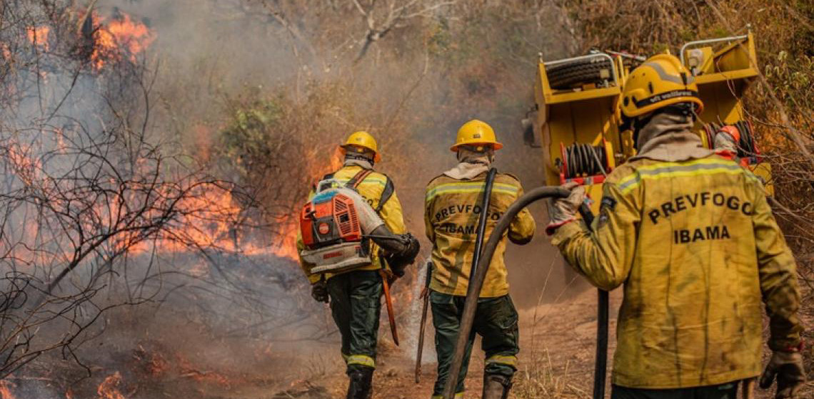 Brasil registra queda de 65,8% nas áreas queimadas e de 46,4% dos focos de calor em 2025