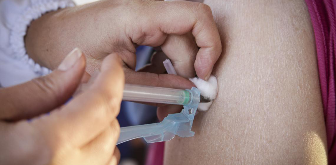 Hepatite A: Saúde reforça vacinação de pessoas que usam profilaxia ao HIV