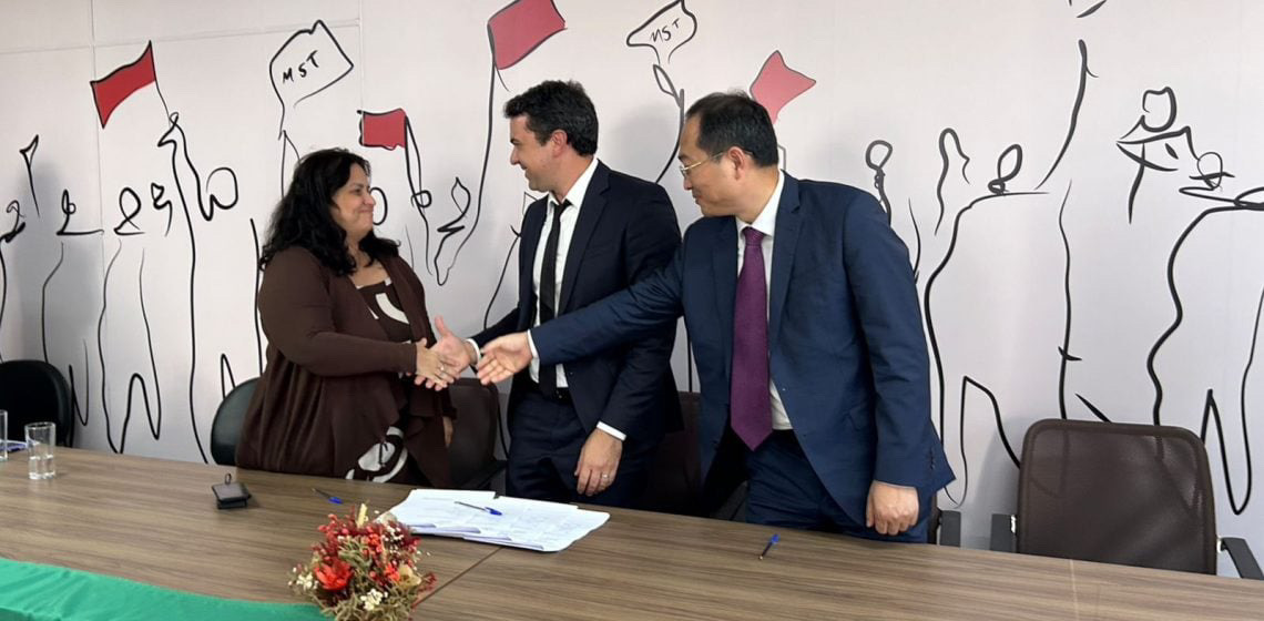 Empresa chinesa fecha acordo de cooperação para fortalecer agricultura familiar 