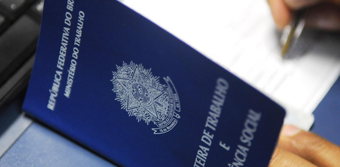 Agências do trabalhador têm mais de mil vagas disponíveis nesta terça-feira, 15 de julho
