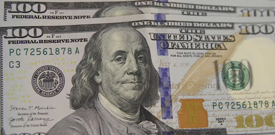 EUA estão ficando isolados à medida que os países se afastam do dólar americano, diz analista
