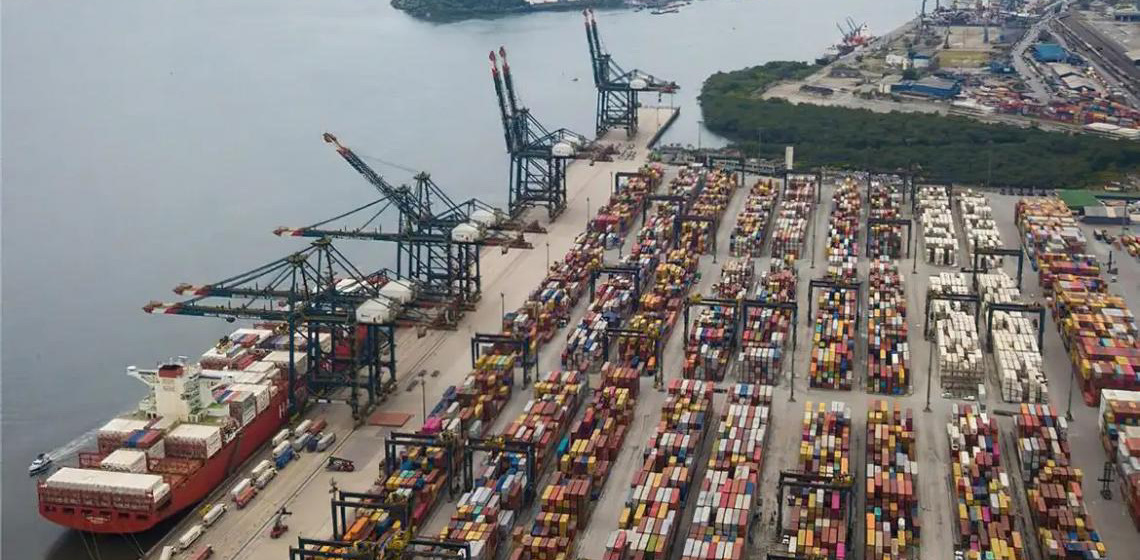 Exportações brasileiras para os Estados Unidos caíram pela metade desde 2001