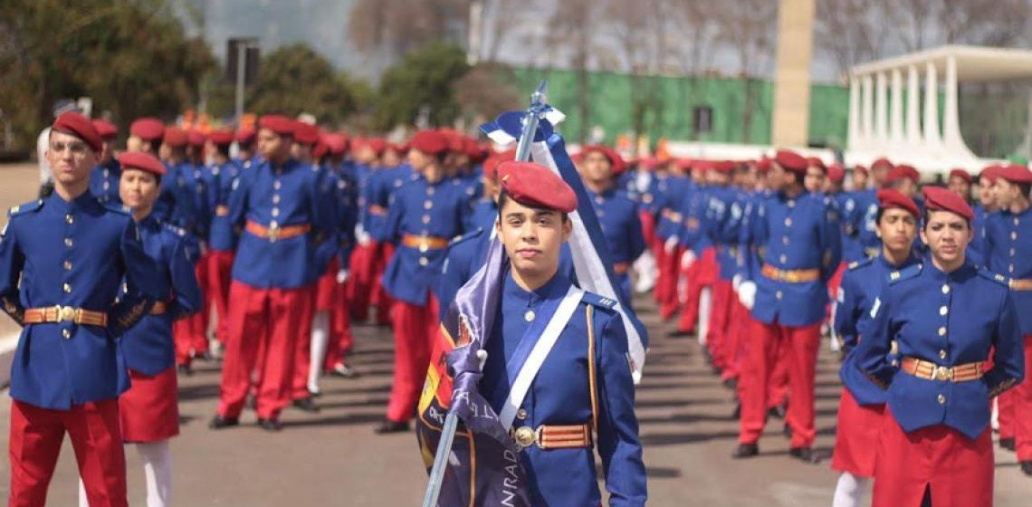 Colégio Militar Tiradentes se destaca entre os melhores do Brasil no Enem 2024