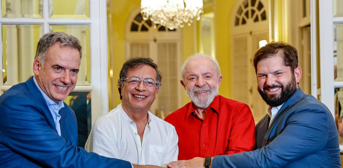 Defender a democracia exige capacidade de ‘condenar derivas autoritárias’, dizem Lula e quatro líderes internacionais em artigo