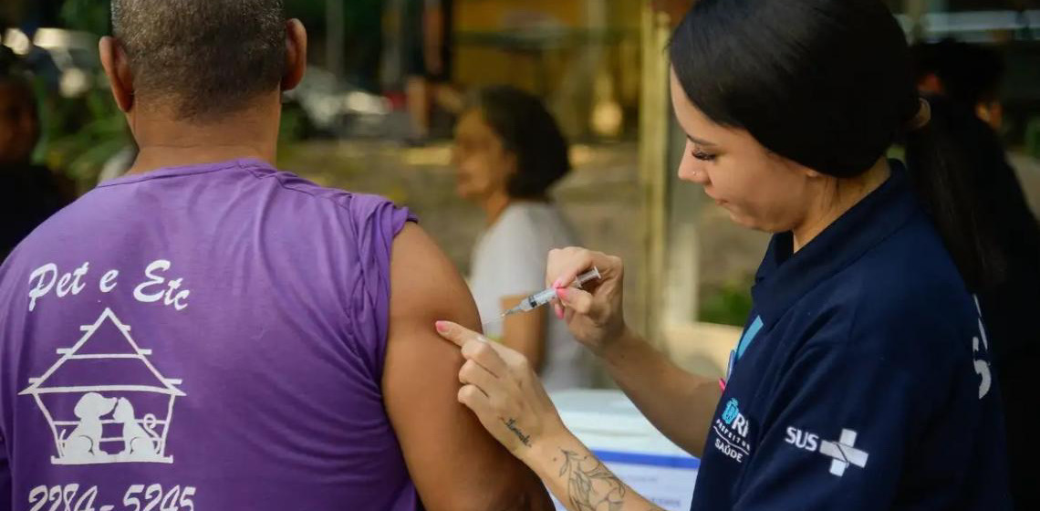Doenças crônicas agravam infecções respiratórias em idosos, diz estudo