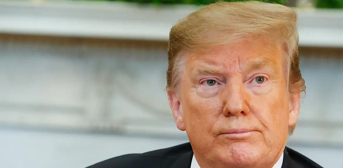  'Alguém vai ter que criar a manga do amor', diz economista sobre tarifa de Trump