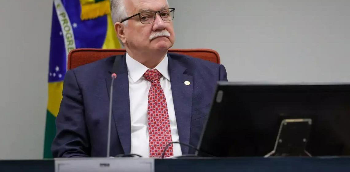 Lei Magnitsky contra Moraes é 'ameaça' e 'interferência indevida', aponta Fachin