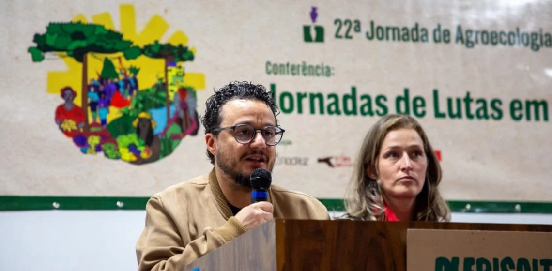 Jornada de Agroecologia em Curitiba promove plebiscito por fim da escala 6×1 e taxação de ricos