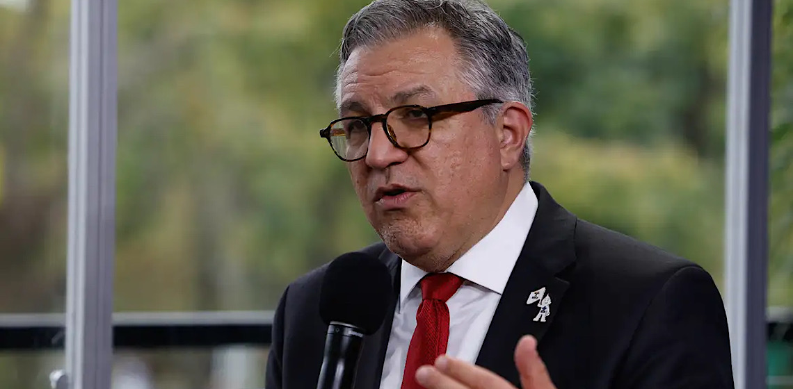 Família de Padilha, ministro de Lula, tem visto aos EUA cancelado