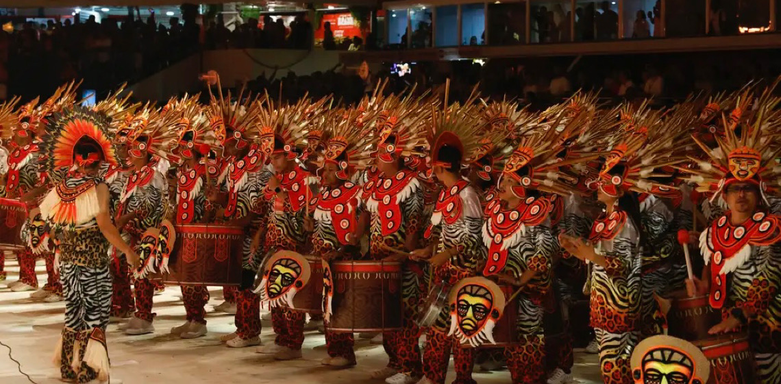 Por Allan Carlos Moreira Magalhaes: Festival de Parintins: A salvaguarda de rituais e lendas indígenas 