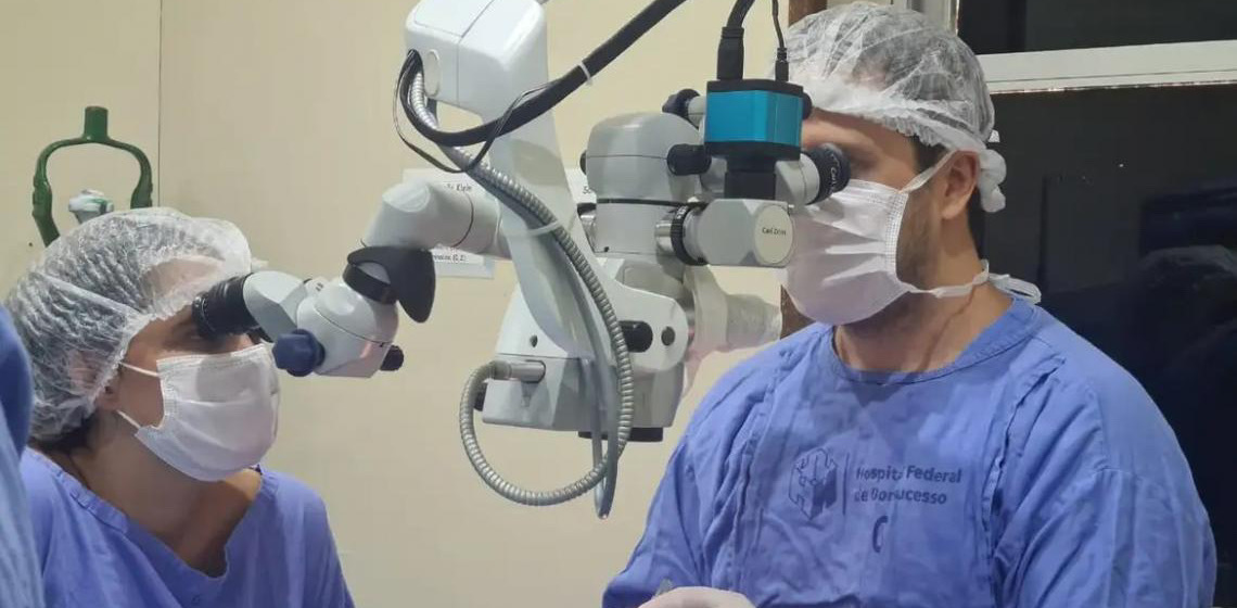 Tempo de espera por transplante de córnea no Brasil dobra em 10 anos
