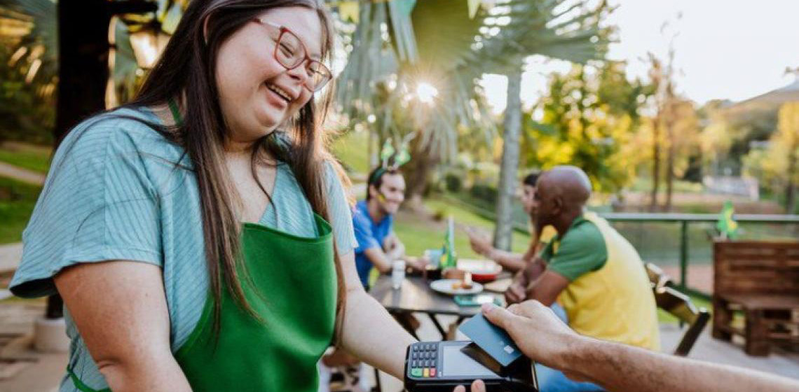Parceria permite ampliar em 15% a inclusão de PCDs e reabilitados no mercado