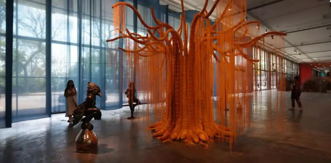 Com reflexões sobre a humanidade, Bienal de São Paulo abre ao público