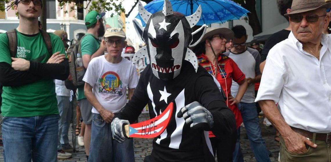 ‘Estamos perdendo o medo de lutar’: Milhares marcham pela independência em Porto Rico
