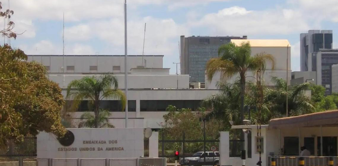 Embaixada dos Estados Unidos no Brasil ameaça o ministro do STF Alexandre de Moraes