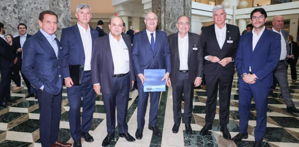 Governador Ibaneis Rocha visita sede do BID em Washington e reforça parcerias com o Distrito Federal