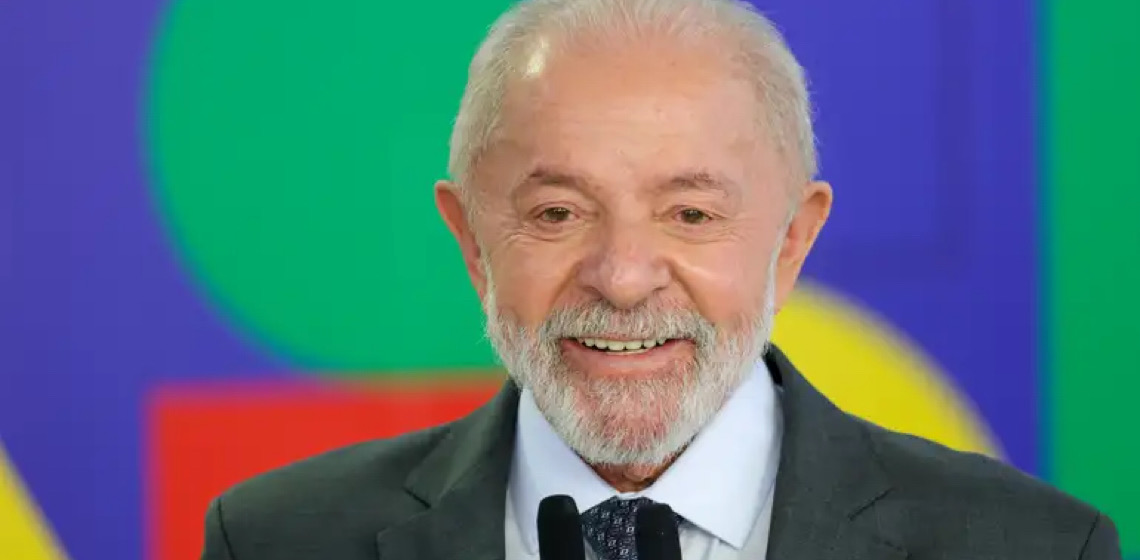 Lula fala em orgulho do STF após condenação de Bolsonaro e pede diálogo com Trump em artigo no NYT