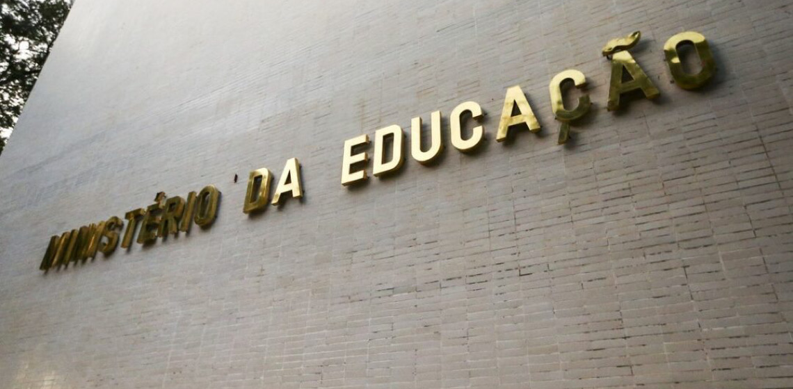 Sai lista de cursos superiores semipresenciais autorizados pelo MEC 