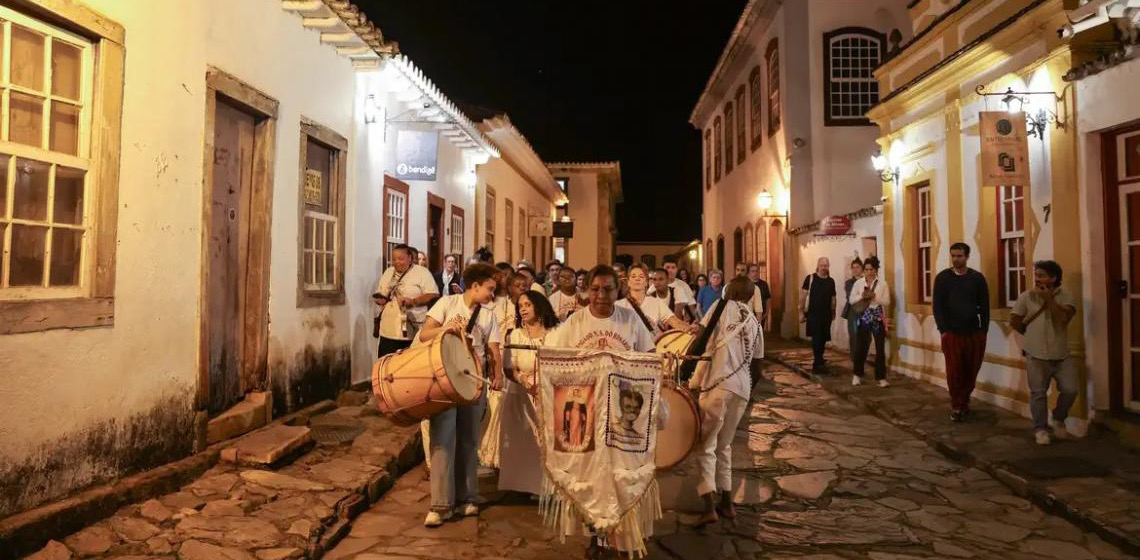 História afro nas escolas ajuda a reduzir preconceitos, dizem mestres