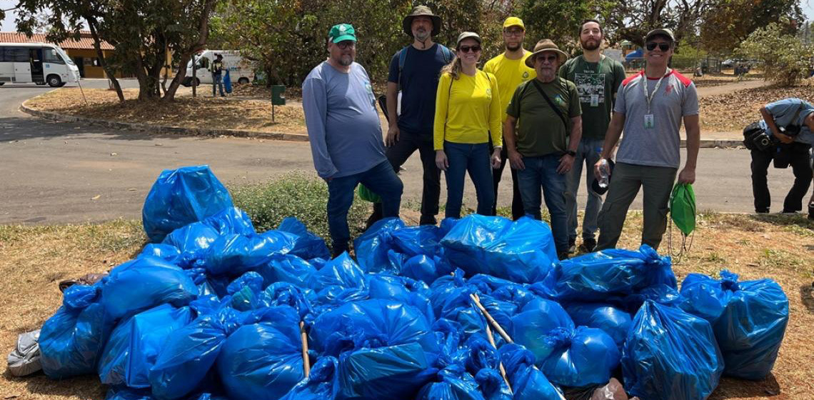 Parque Ecológico Sucupira, em Planaltina, recebe mutirão de limpeza em ação internacional