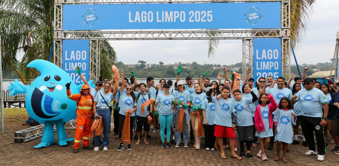 Dia Mundial da Limpeza retira 250 kg de resíduos do Lago Paranoá, no Distrito Federal