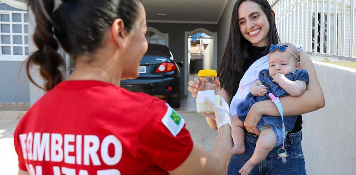 Apoio dos Bombeiros do DF na coleta de leite humano ajuda a salvar vidas de bebês internados