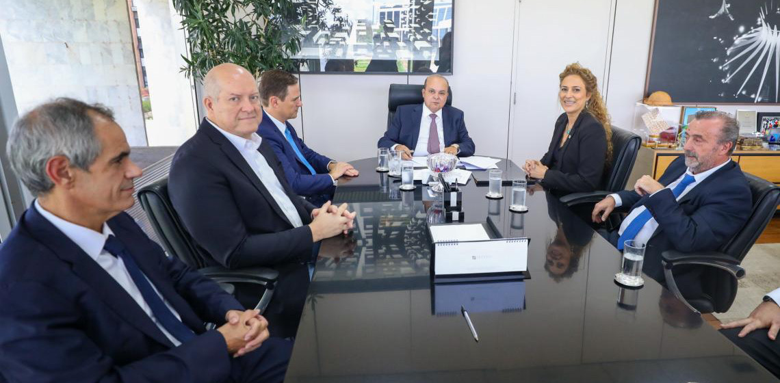 Governo do DF expande parceria internacional para ampliar qualificação em políticas públicas