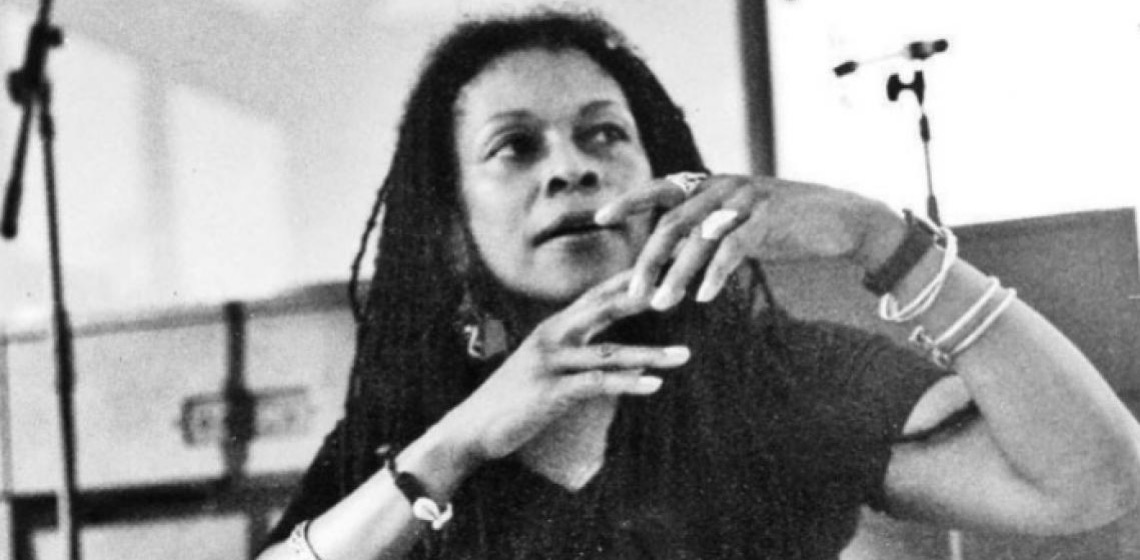 Morte de ex-Pantera Negra reacende debate sobre racismo nos Estados Unidos