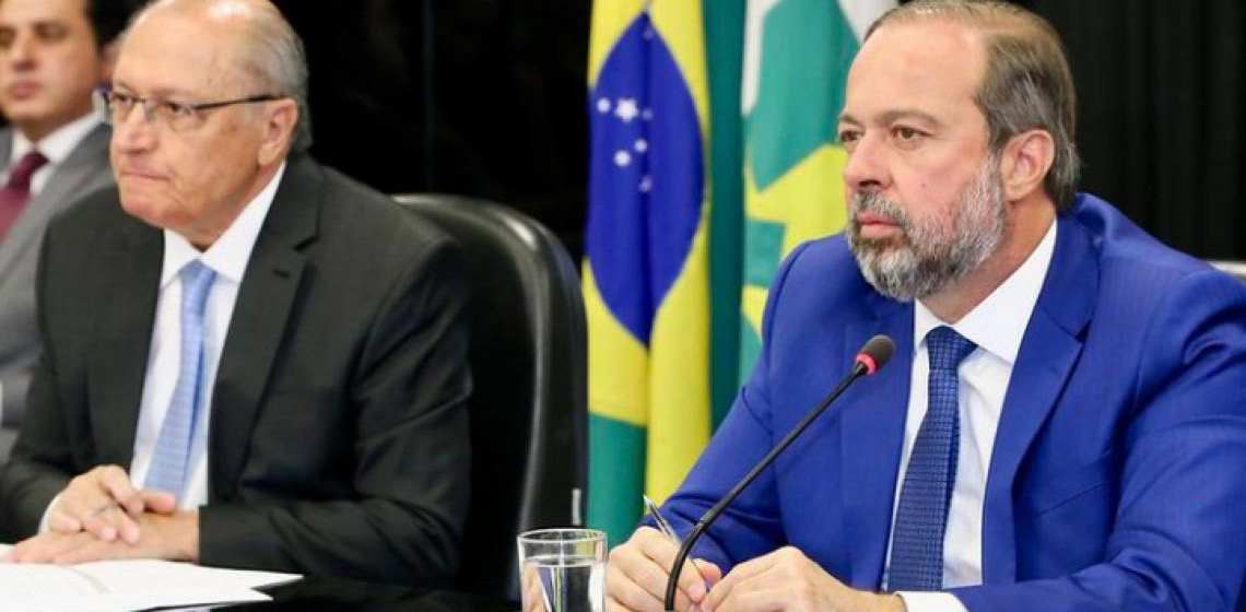 Governo brasileiro elabora programa para obter energia a partir do calor do centro da Terra