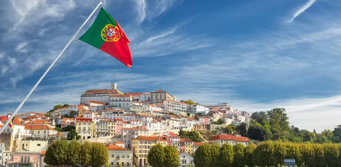 Autoridades brasileiras vão a Portugal negociar após nova lei dura contra imigrantes