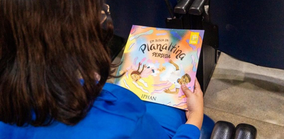 Estudantes lançam livros sobre o patrimônio histórico e cultural de Planaltina, no DF