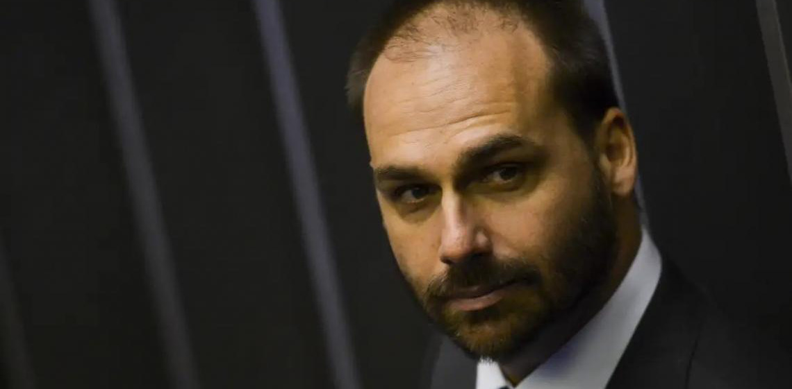 PGR diz que deputados não podem pedir prisão de Eduardo Bolsonaro