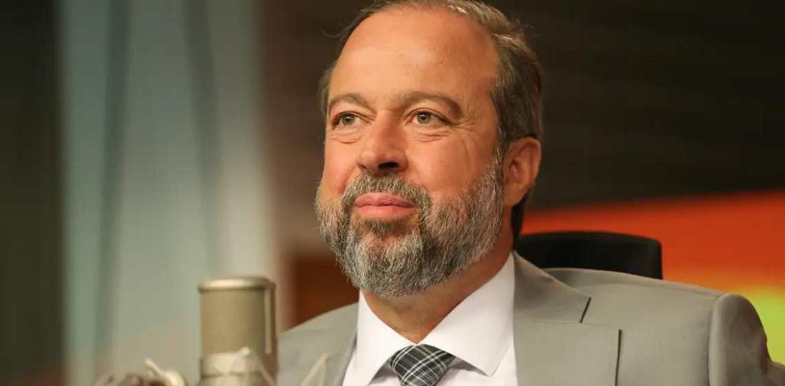 Não precisaremos do horário de verão neste ano, diz Alexandre Silveira