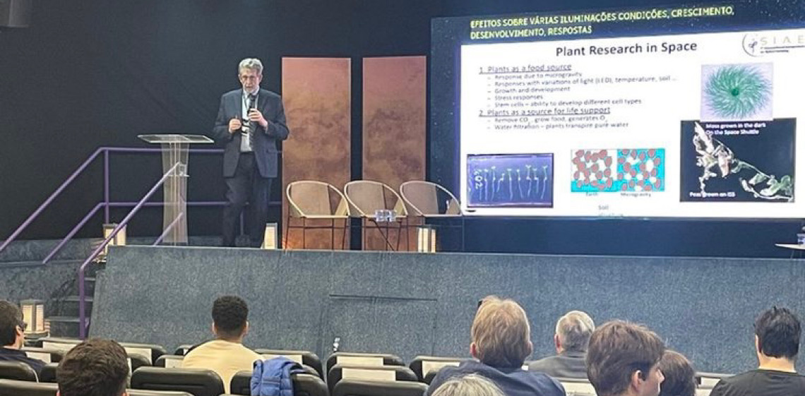 Engenheiro da Nasa diz que produção de alimentos no espaço é chance para o Brasil