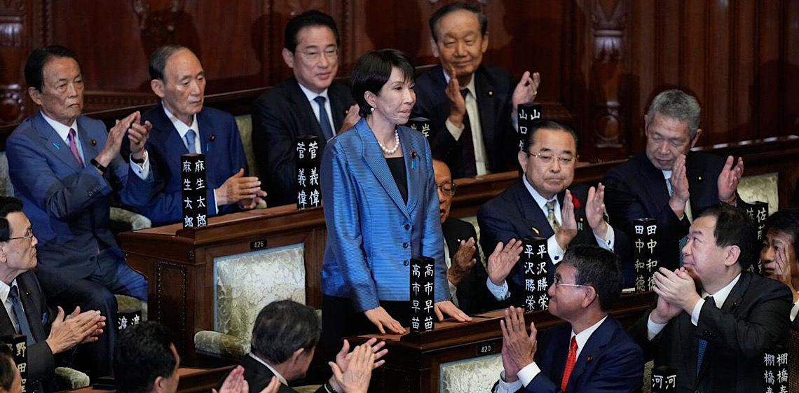 Sanae Takaichi se torna a primeira mulher a liderar o Japão