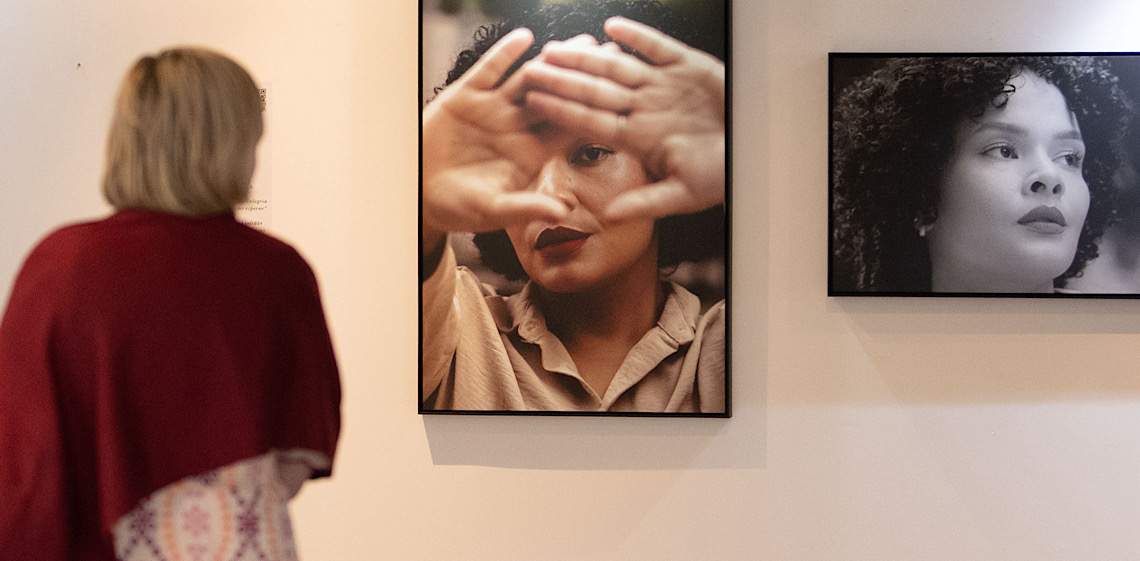 Exposição Marias ressalta combate à violência doméstica e fortalece mulheres