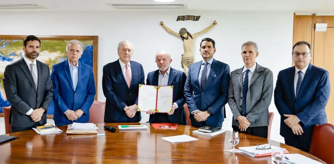 Presidente Lula assina Projeto de lei Antifacção e envia ao Congresso Nacional