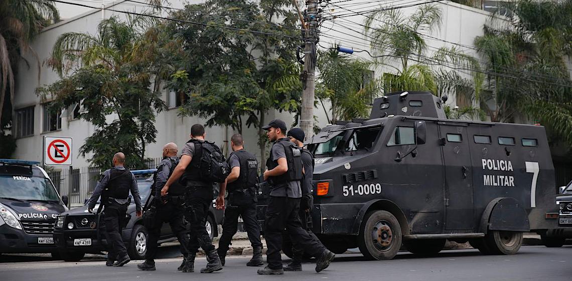 Abandono do Estado pode explicar apoio a operações policiais, apontam especialistas