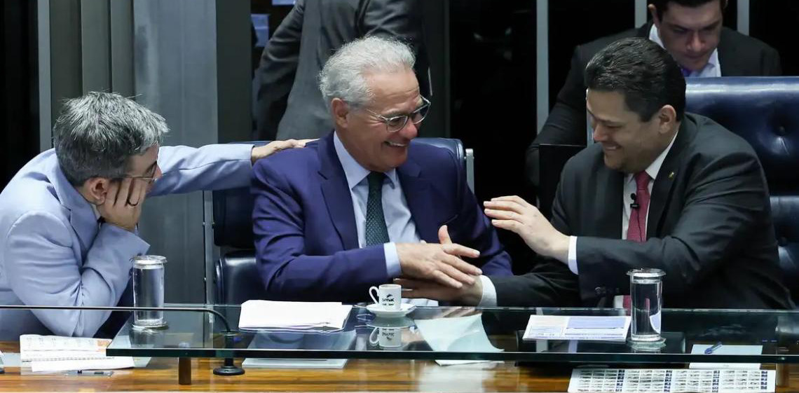 Por unanimidade, Senado aprova isentar Imposto de Renda para quem ganha até RS 5 mil