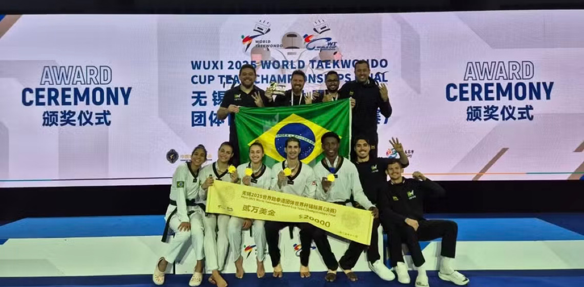 Brasil é tricampeão na Copa do Mundo por equipes de taekwondo na China
