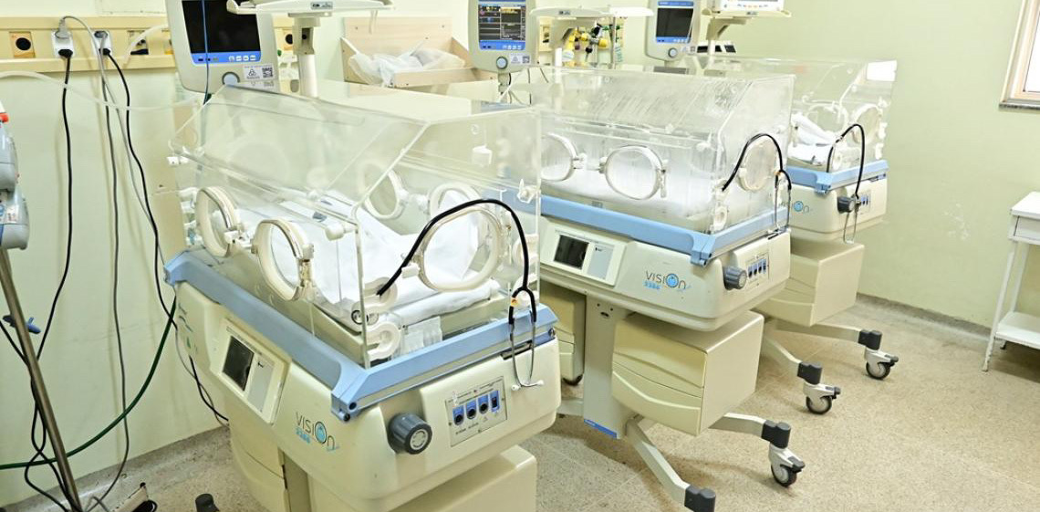 Hospital de Santa Maria do DF recebe reconhecimento da Fiocruz por excelência no cuidado materno-infantil