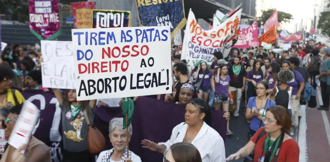 Ataque a aborto legal espalha 