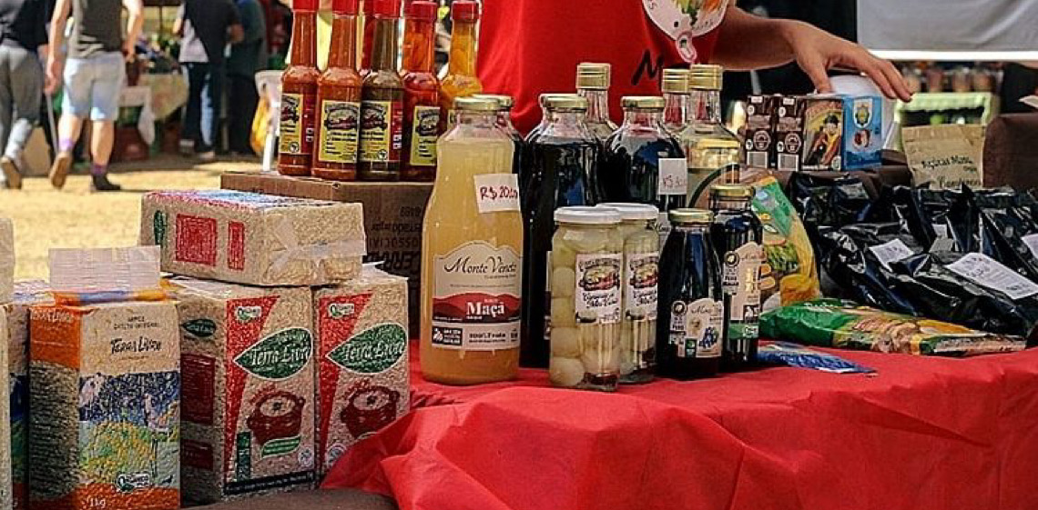 Armazém do Campo lança cestas natalinas com produtos da Reforma Agrária no Distrito Federal