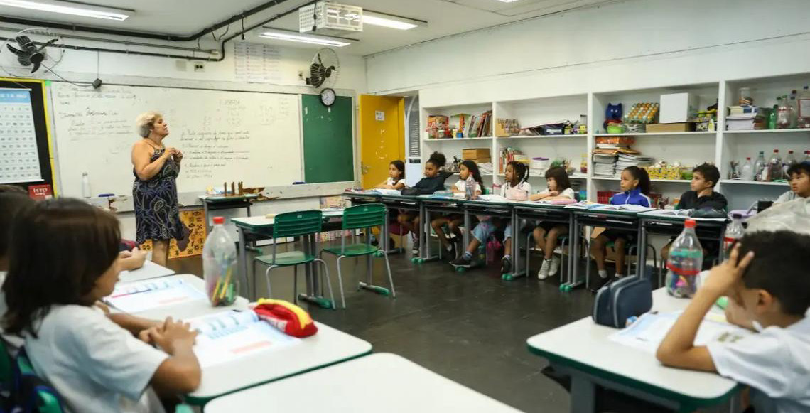 STF analisa se recreio integra jornada de trabalho de professores