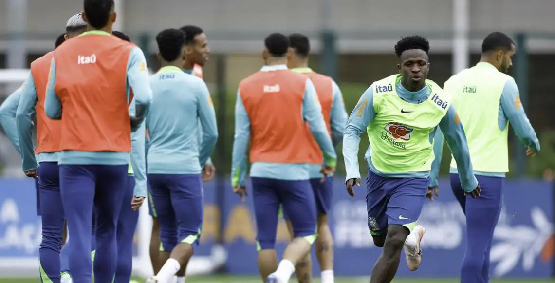 Vinicius Júnior diz que seleção evolui sob comando de Carlo Ancelotti