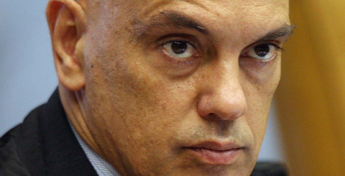 Moraes diz que núcleo militar tentou cooptar Alto Comando do Exército a aderir ao plano de golpe