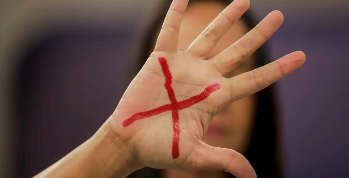 840 milhões de mulheres no mundo foram alvo de violência, segundo OMS