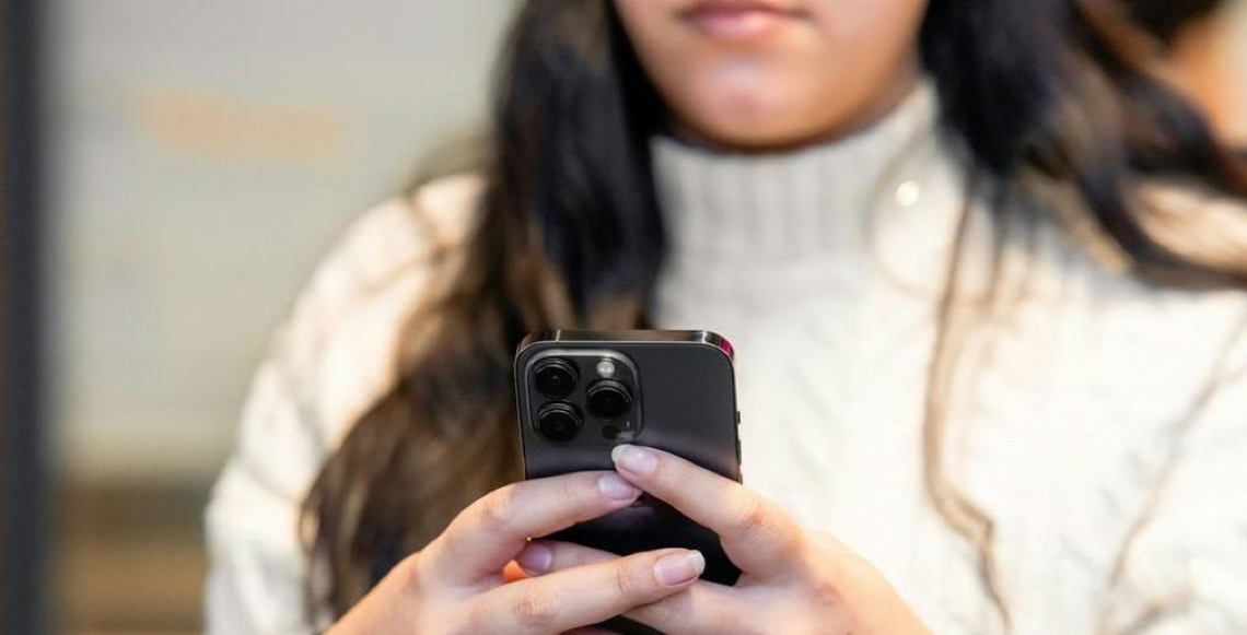 ONU alerta: Violência digital alimenta nova onda de abuso contra mulheres e meninas