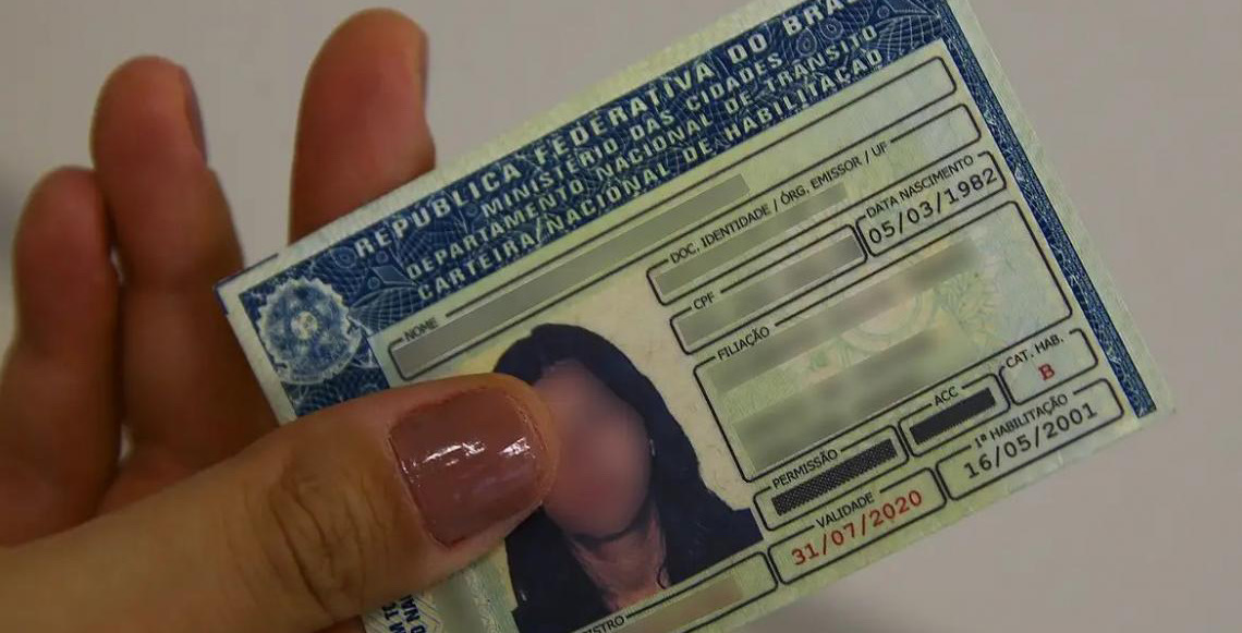 Tentativas de fraudes com documentos mais que dobram de 2022 a 2025