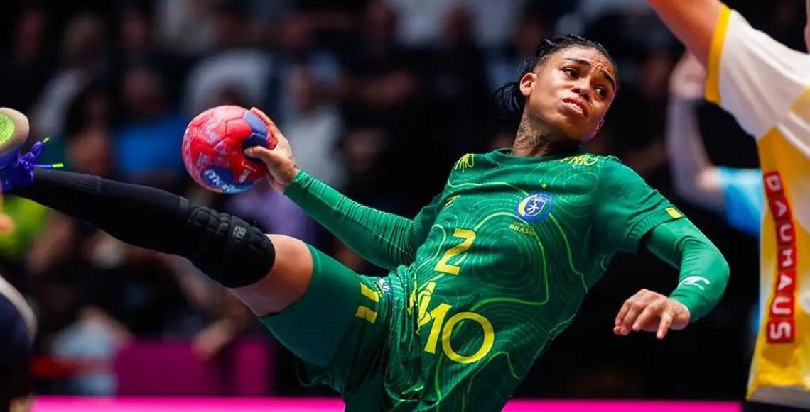 Brasil fecha 1ª fase do Mundial de Handebol feminino com 100% de aproveitamento em seus compromissos